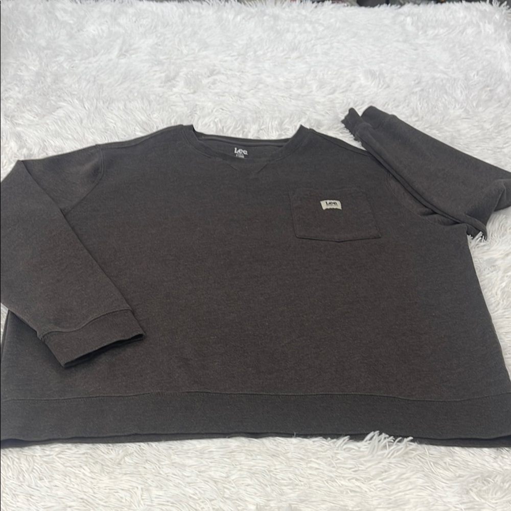 LEE CLASSIC FIT PREMIUM SELECT SIZE XL Men's Dark Brown V-Neck SWEATSHIRT